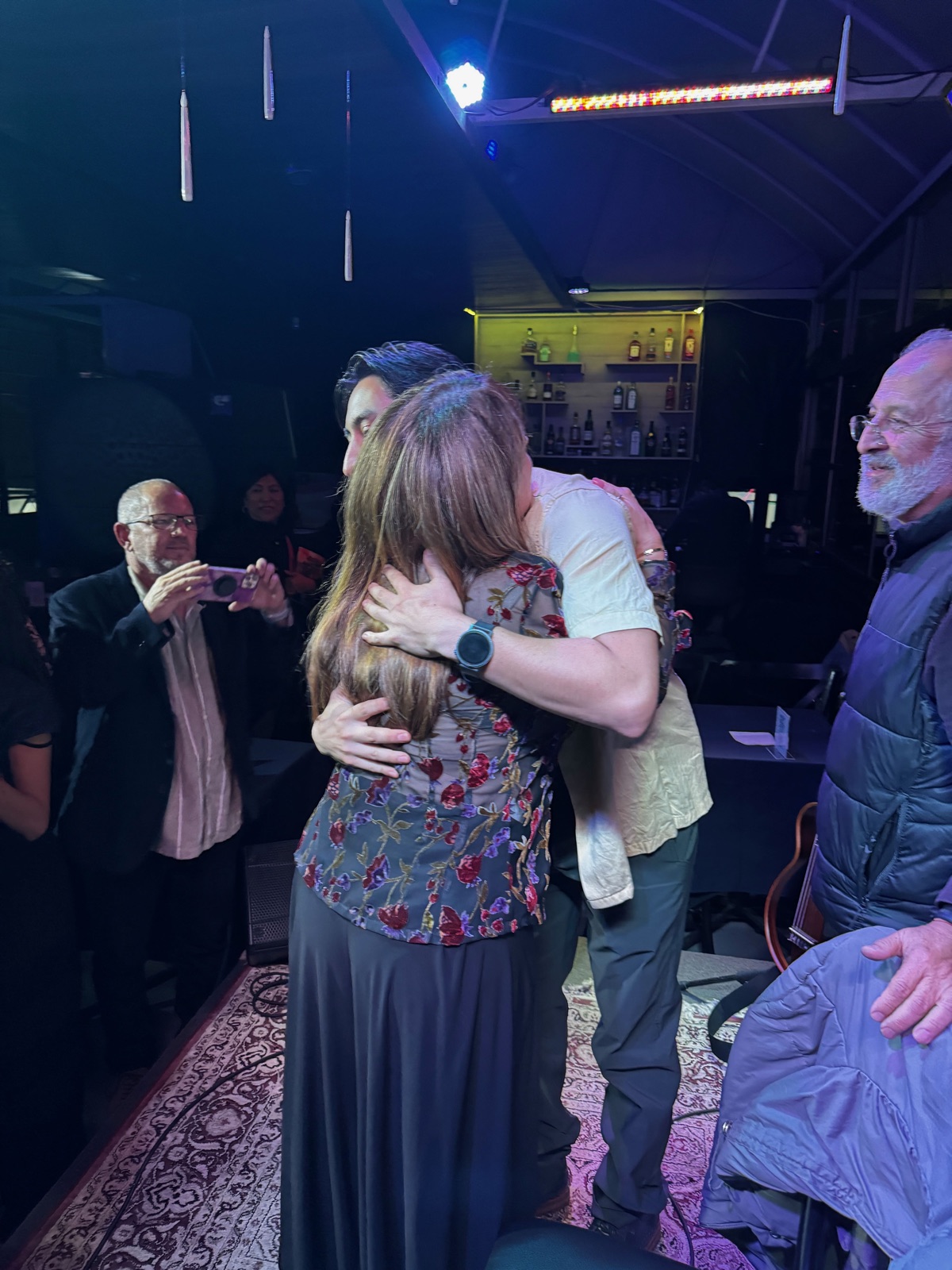 Liuba María Hevia con amigos y seguidores